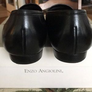 🌴 Enzo Angiolini Black Loafers 🌴